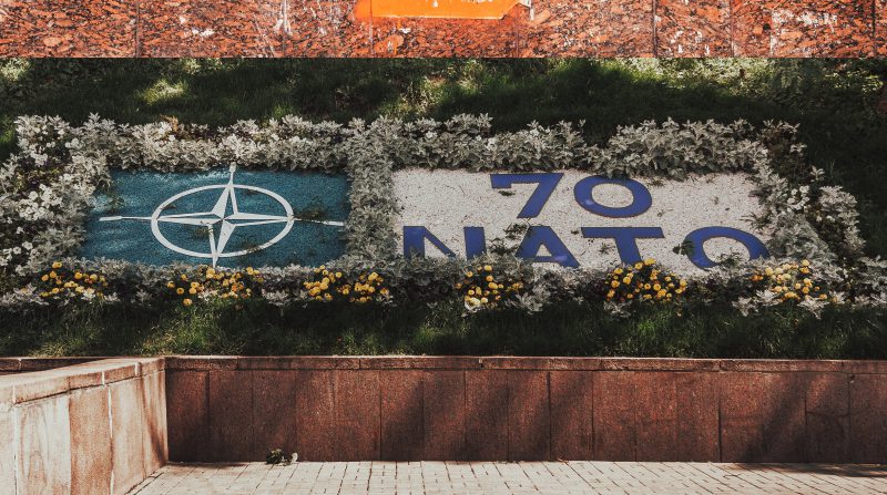 NATO 70 Yaşında: Eşzamanlı Gerginlikler Açmazında Bunalımlı Bir İttifak NATO 70 Yaşında: Eşzamanlı Gerginlikler Açmazında Bunalımlı Bir İttifak