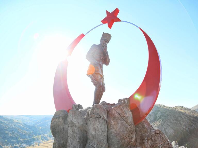 Kitap Yorum: Yusuf Akçura, Türkçülüğün Tarihi