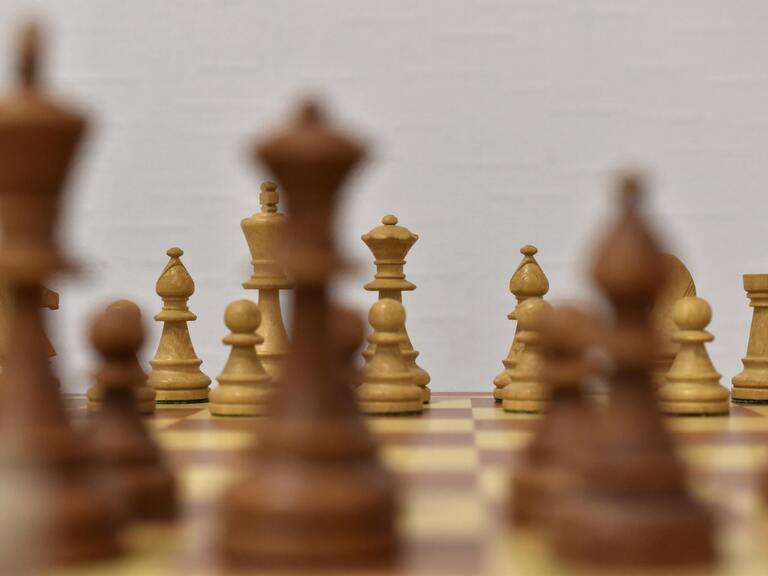 Kararsız Seçmen Kamplaşma Dilinden Rahatsız