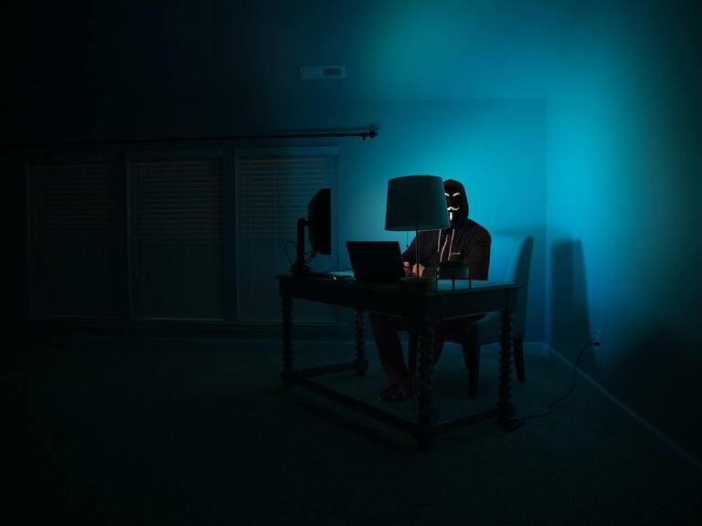 Rus Bilgisayar Korsanlarının Macar Dışişleri Bakanlığına Düzenlediği Siber Saldırılar