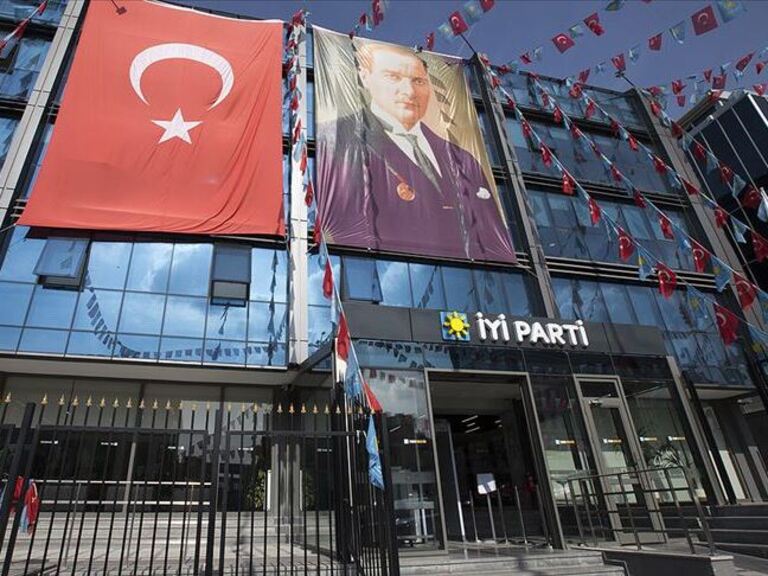 Seçim Başarısızlıklarında Göz Ardı Edilen Parti-İçi Faktörler: İYİ Parti Örneği