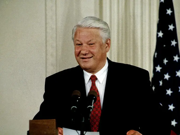 Sarhoş Çarın Yükselişi ve Düşüşü: Boris Yeltsin