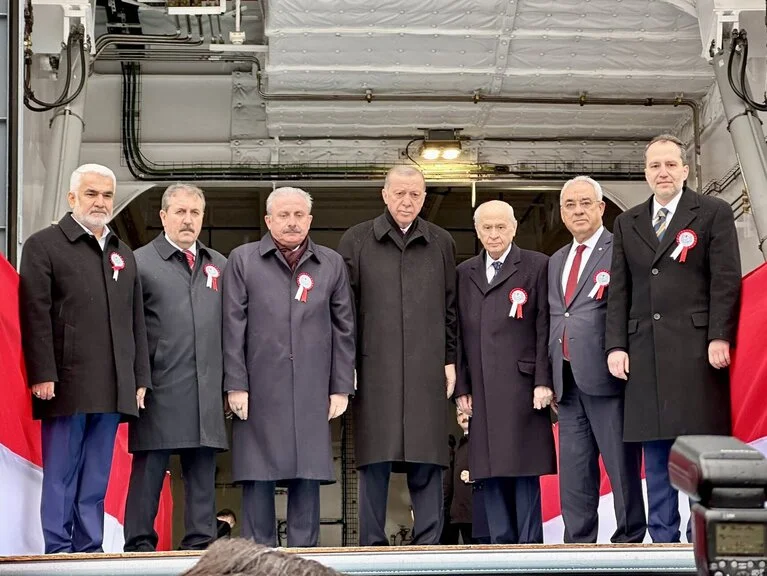 Zorunlu Seçmeli II: Yeni Bir Siyaset Anlayışı