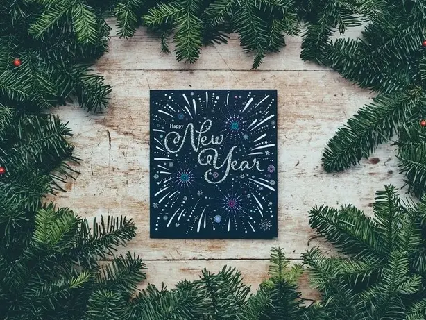 Bir Yeni Yıl Yazısı: Zaman Geçiyor, Bizi Neler Bekliyor?