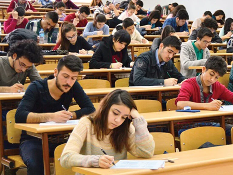 Eğitimin Sessiz Çöküşü ve Gençliğin Geleceksizliği