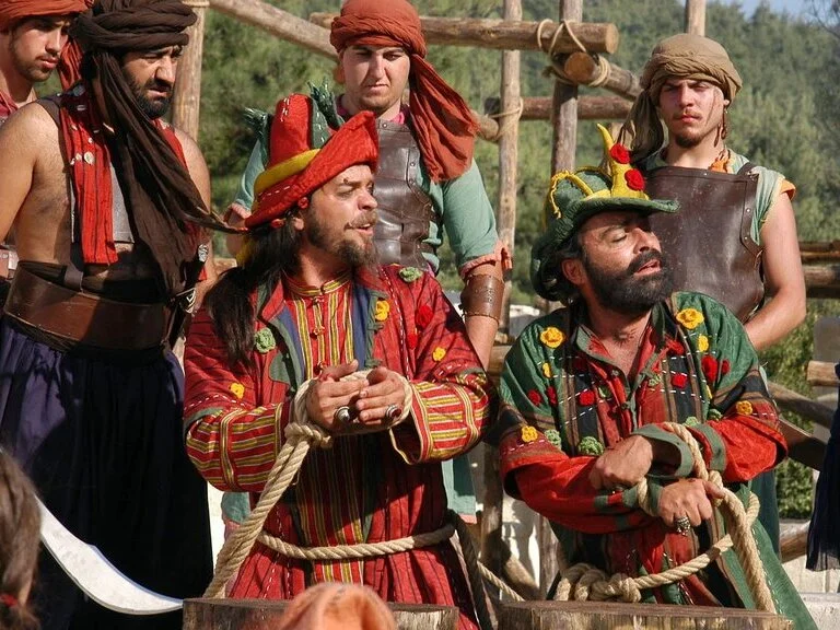 Film Yorum: Hacivat Karagöz Neden Öldürüldü?