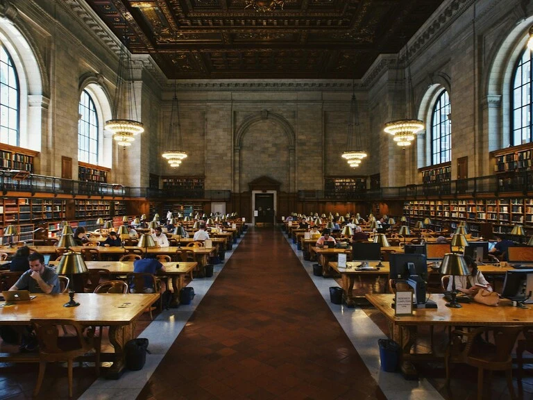 Akademisyen Siyasete Taraf Olmalı mı?