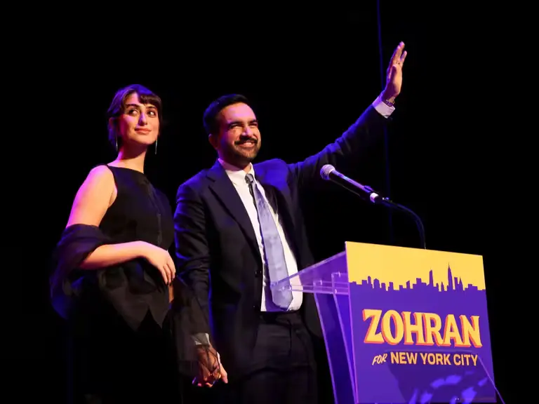 Ömer Taşpınar: Demokrat mavi dalga 2026 yılında Temsilciler Meclisinde çoğunluğun değişmesine neden olacak gibi görünüyor