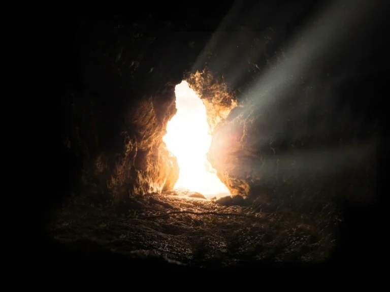 İktidara Yol Çizmek: Platon’un Mağara Alegorisi