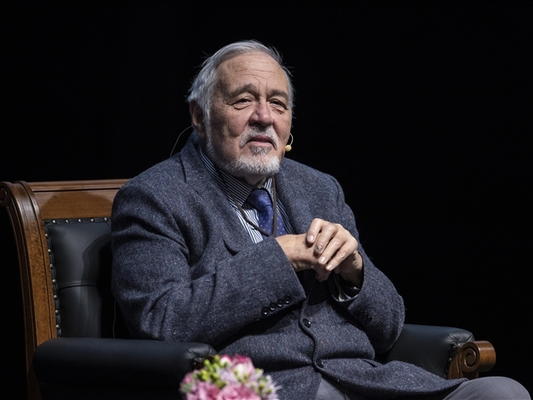 Az Sosyal Olmadan Geçen Bir Ömür: Kamu Entelektüeli Olarak İlber Ortaylı