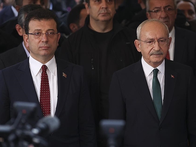 Ekrem Bey, Aldo Moro’yu Kızıl Tugaylar Öldürmedi!