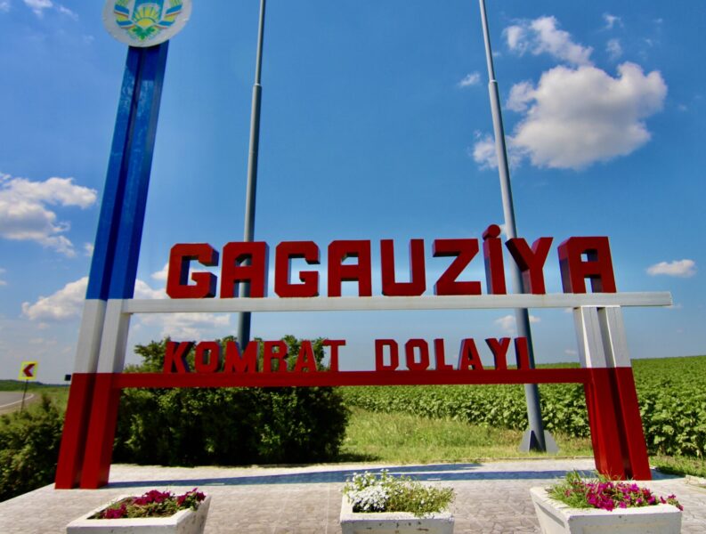 Türk Dünyasının Hristiyan Rengi ve Öksüz Çocuğu: Gagavuzya Türk Dünyasının Hristiyan Rengi ve Öksüz Çocuğu: Gagavuzya