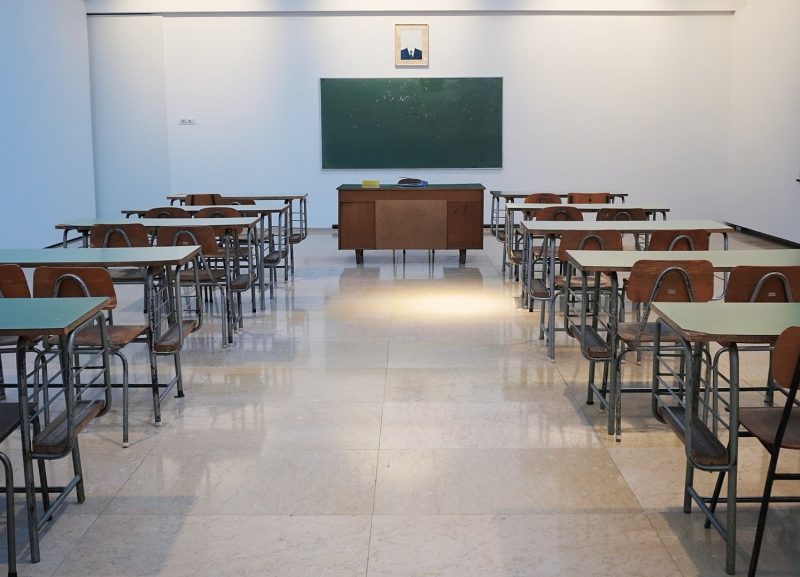 Okullarda Siyaset Felsefesi Eğitimi Neden Gereklidir? Okullarda Siyaset Felsefesi Eğitimi Neden Gereklidir?