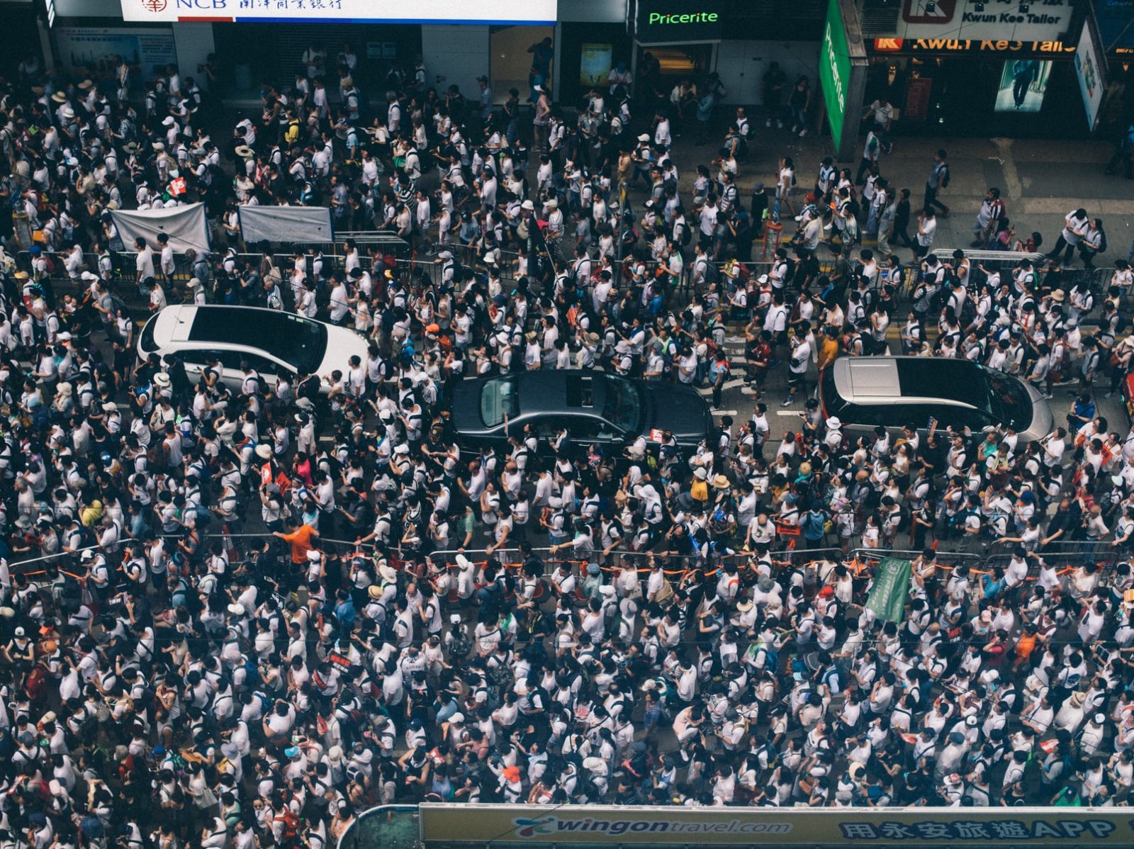 Popülizm Sinsice Kabuk Değiştiriyor