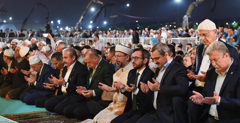 Statükonun Son Akşam Yemeği Statükonun Son Akşam Yemeği